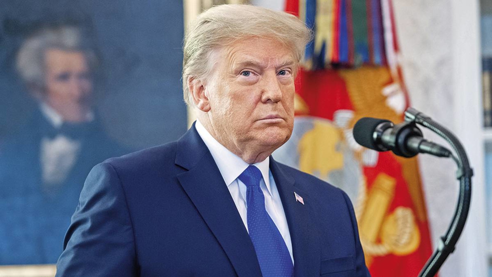 Imagen de Donald Trump de la democracia al vandalismo